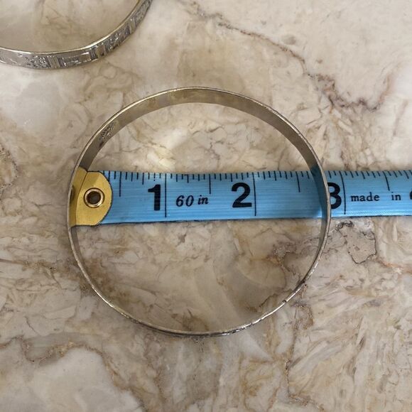 Set of 2 Mexican Silver Bangle Bracelets - Picture 7 of 10